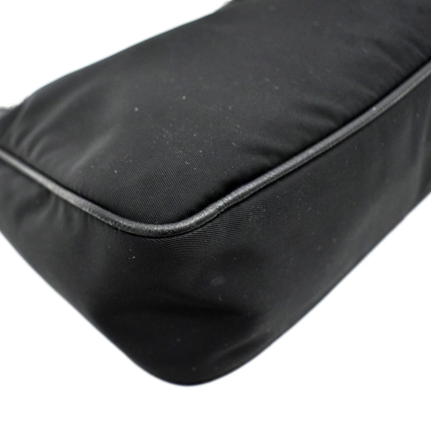 PRADA Re-Edition 2005 Re-Nylon Shoulder Bag Black - Image 5