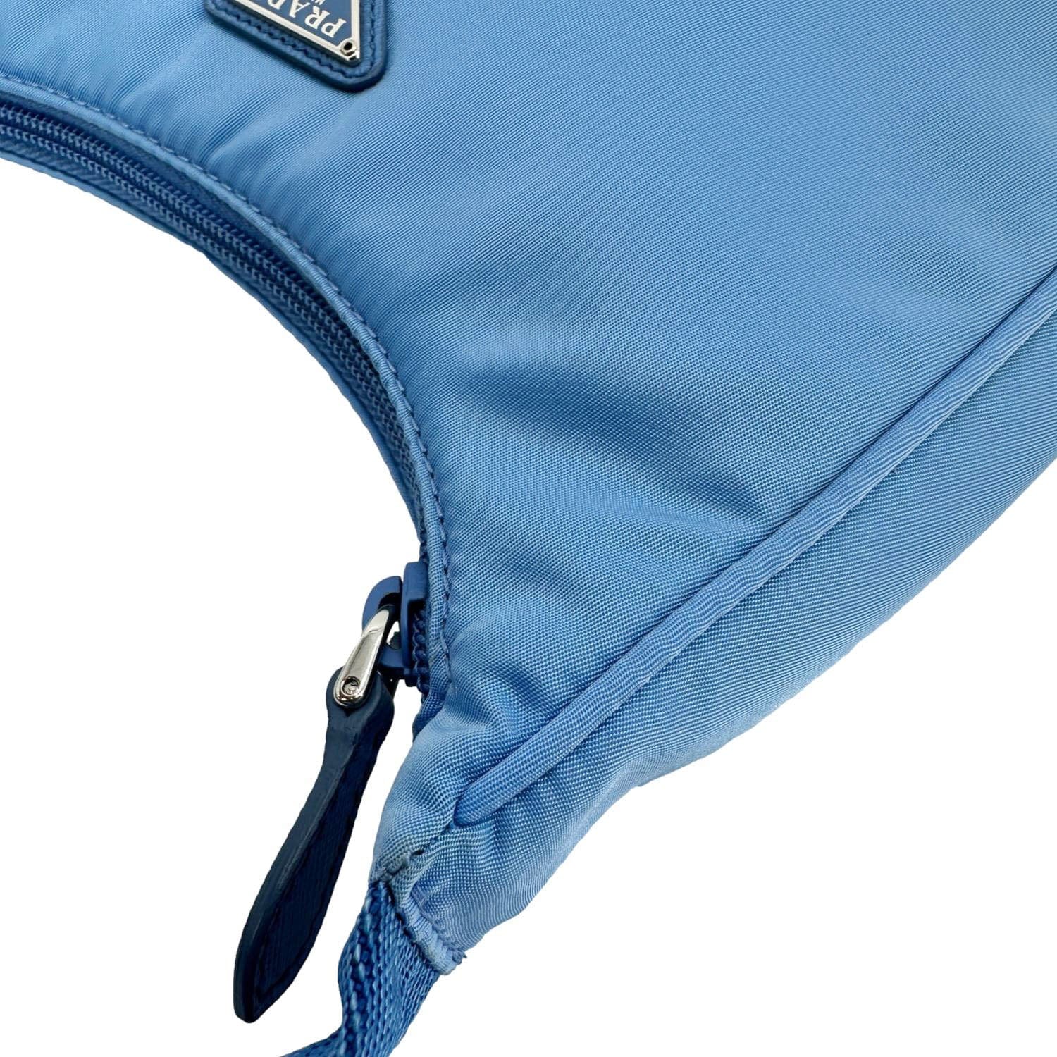 PRADA Re-Edition 2000 Nylon Hobo Bag Blue - Image 7