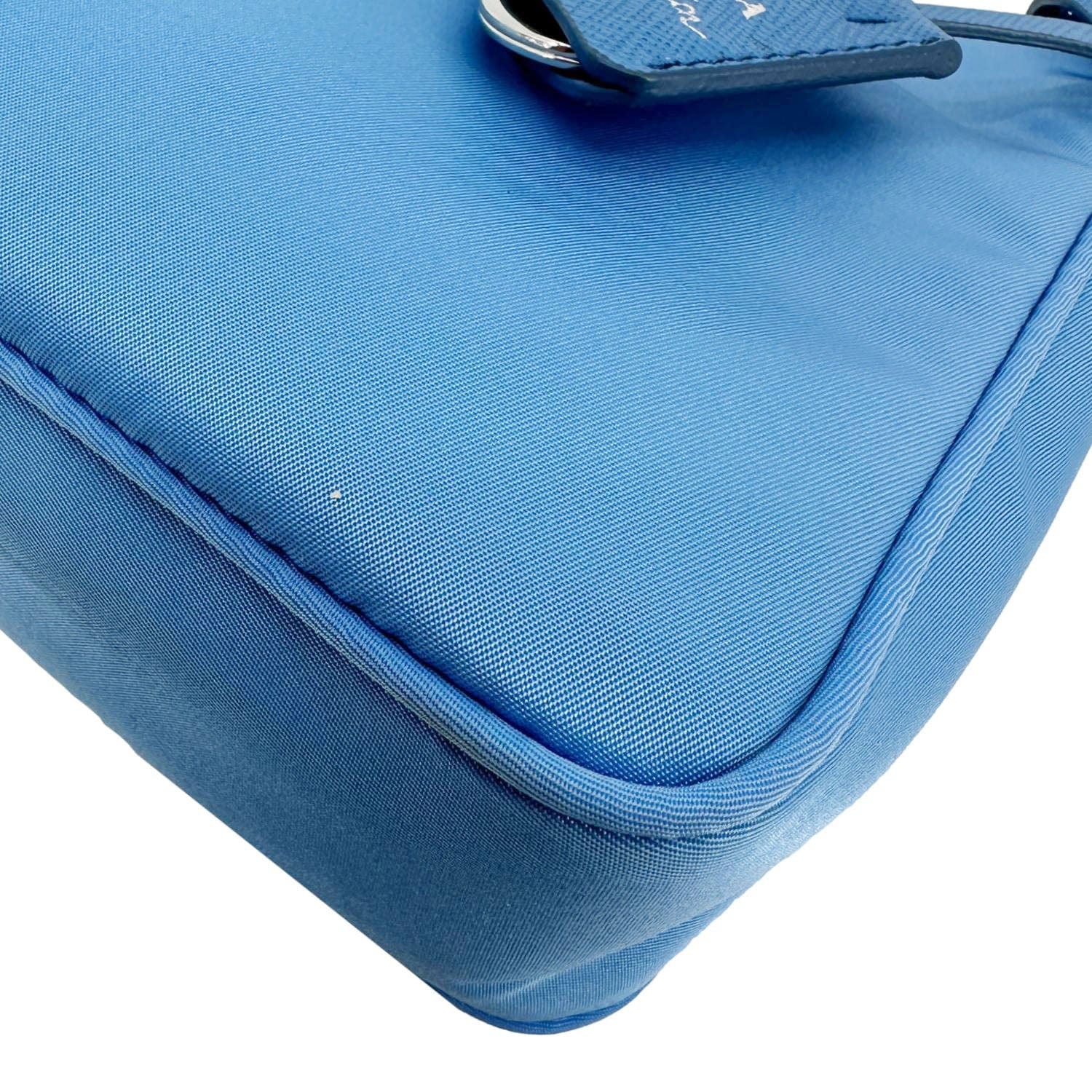 PRADA Re-Edition 2000 Nylon Hobo Bag Blue - Image 9