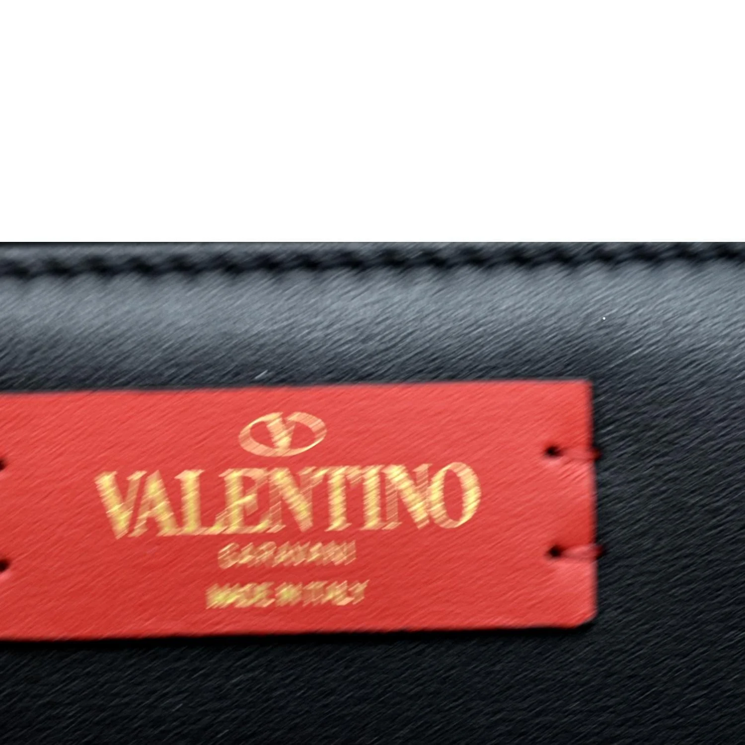 VALENTINO Garavani Supervee Leather Crossbody Bag Black - Image 12