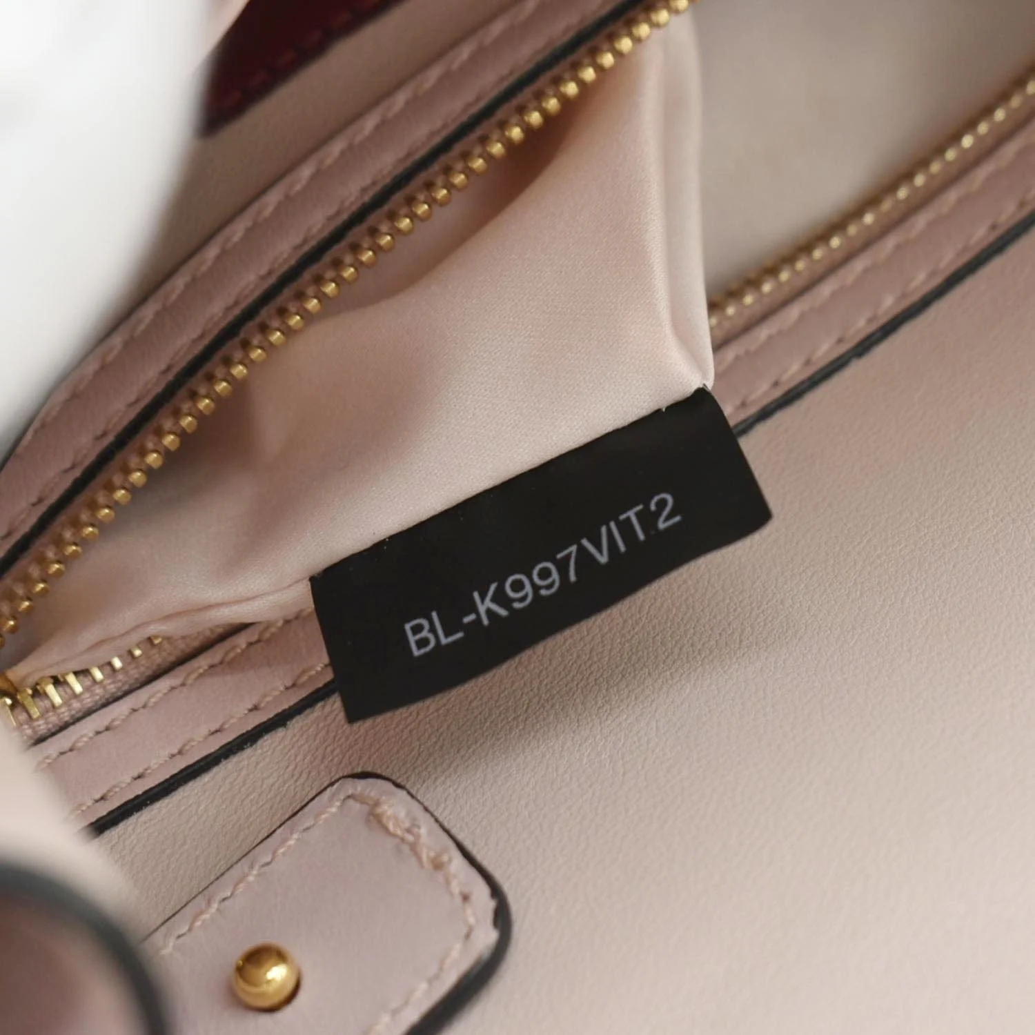 VALENTINO My Rockstud Frame Small Vitello Leather Shoulder Bag Light Pink - Image 13
