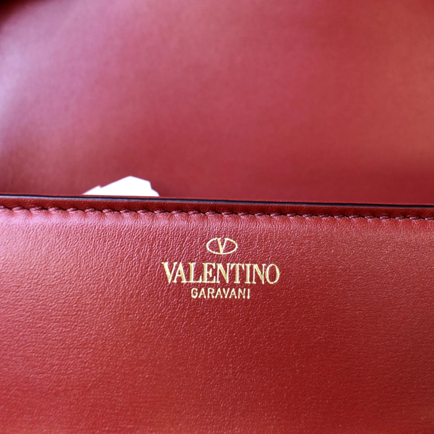 VALENTINO V Logo Chain Leather Shoulder Bag Red - Image 11