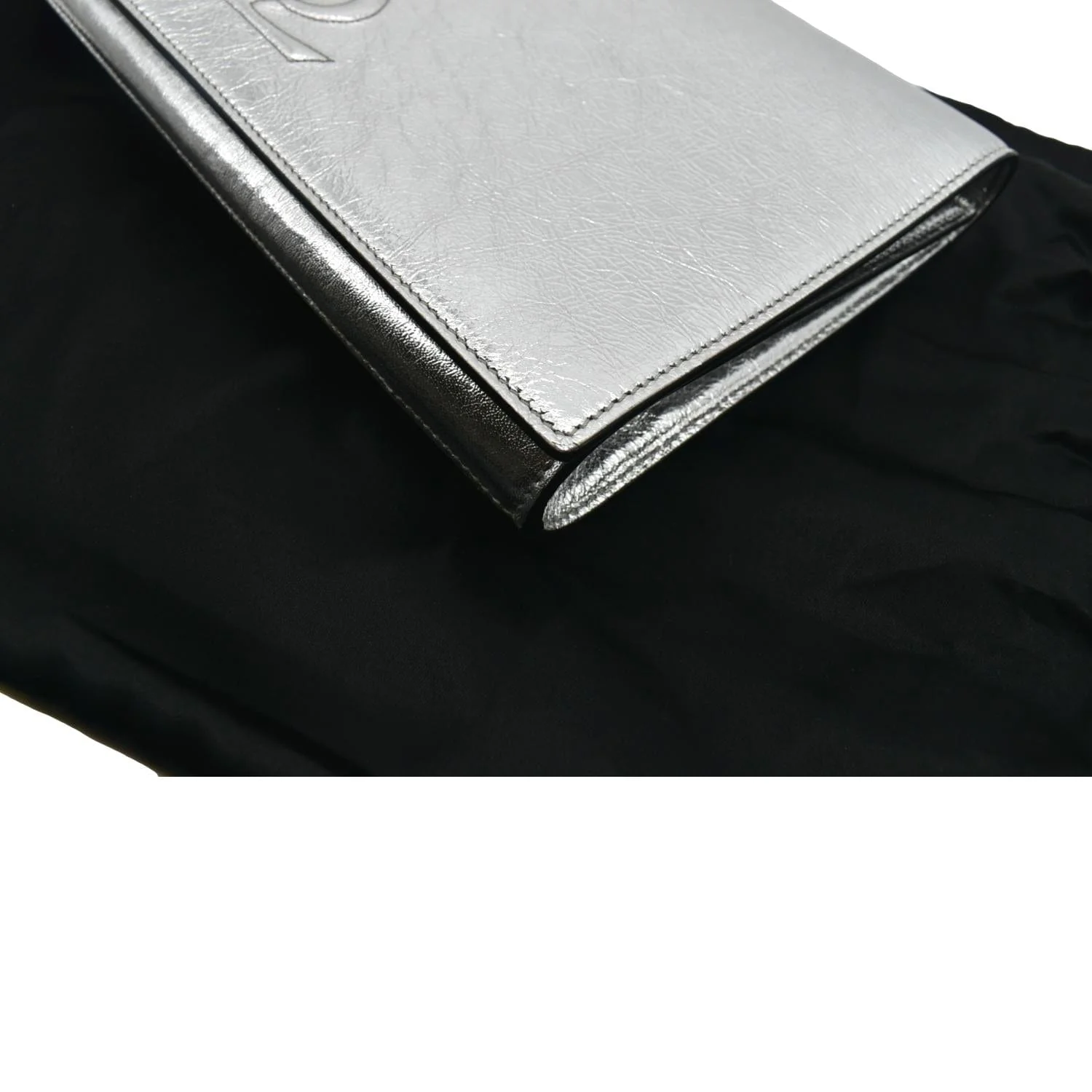 YVES SAINT LAURENT Belle de Jour Leather Clutch Bag Silver - Image 6