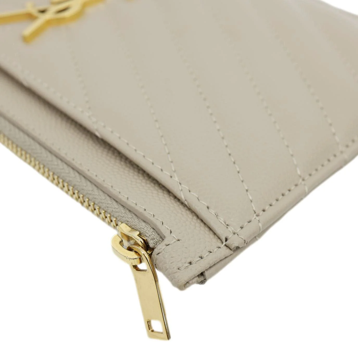 YVES SAINT LAURENT Monogram Bill Grain De Poudre Chevron Leather Zip Pouch Beige - Image 6