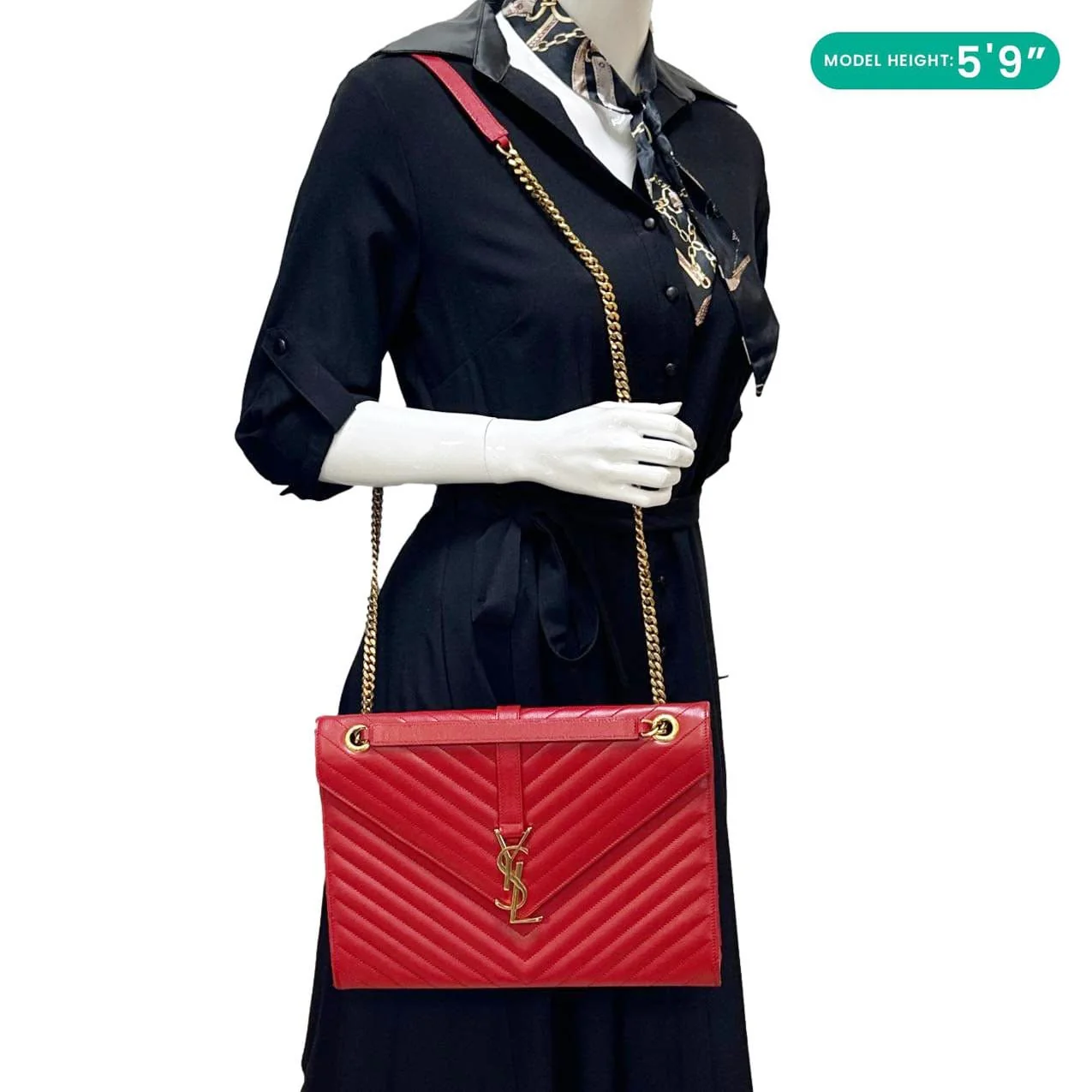 YVES SAINT LAURENT Envelope Flap Chevron Grain De Poudre Chain Shoulder Bag Red - Image 2