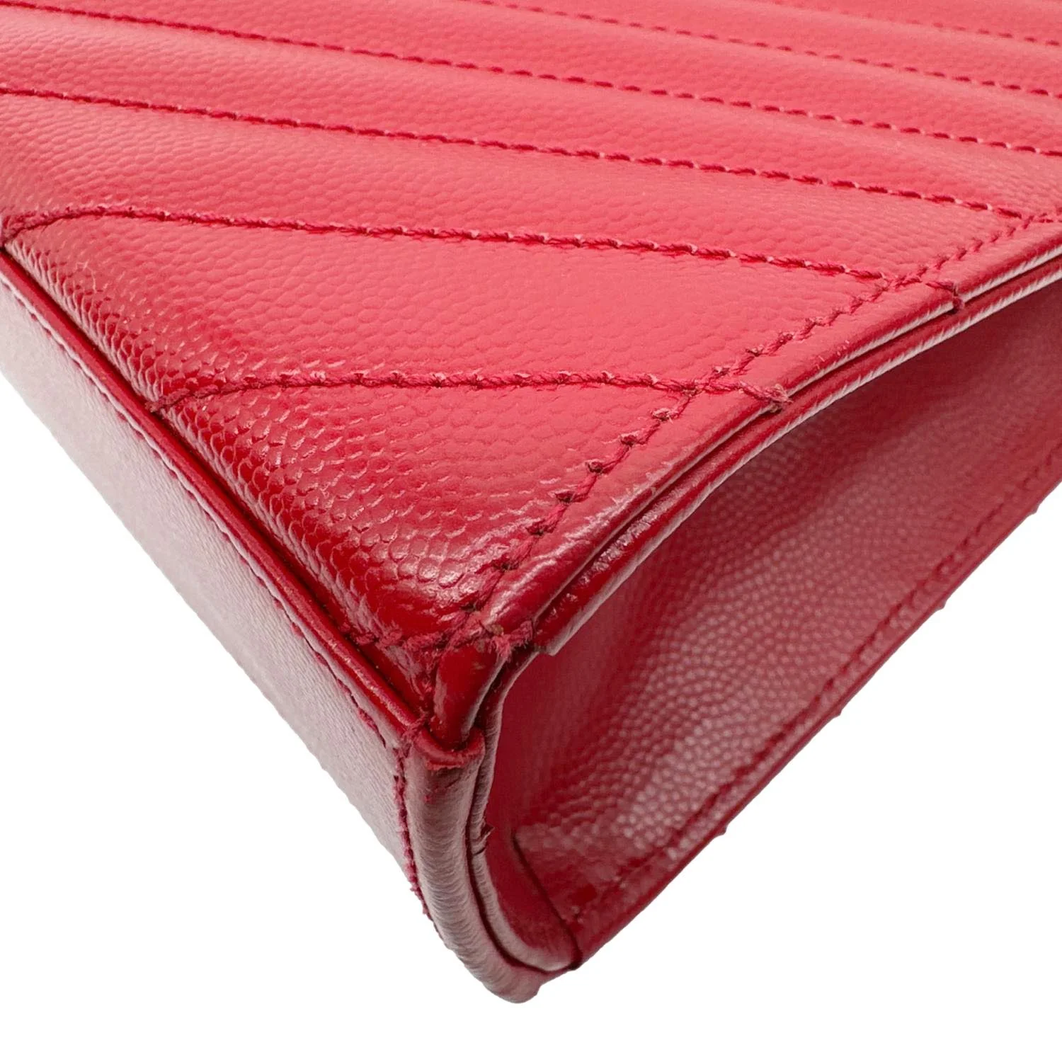 YVES SAINT LAURENT Envelope Flap Chevron Grain De Poudre Chain Shoulder Bag Red - Image 7