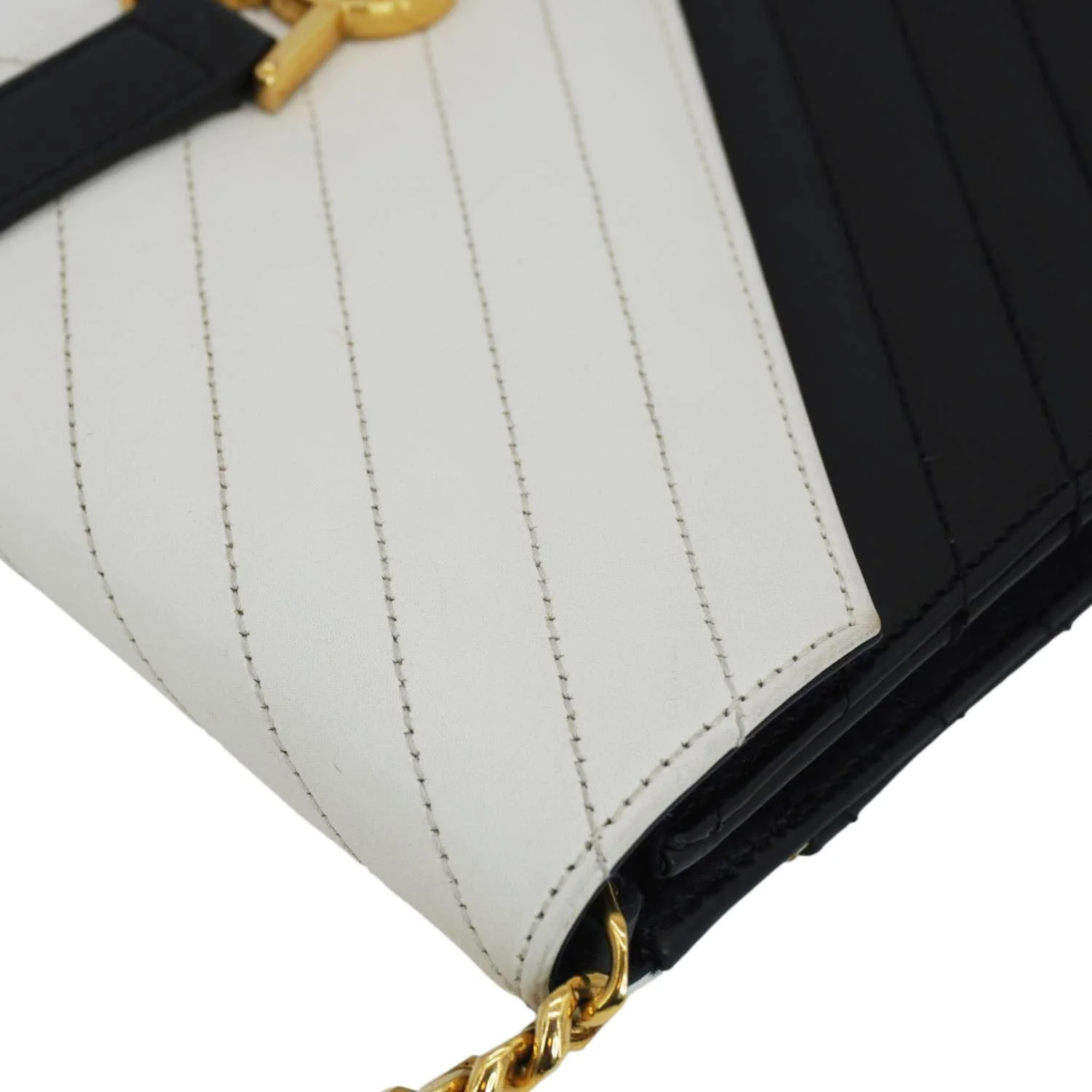YVES SAINT LAURENT Envelope Leather Chain Shoulder Bag Bicolor - Image 6