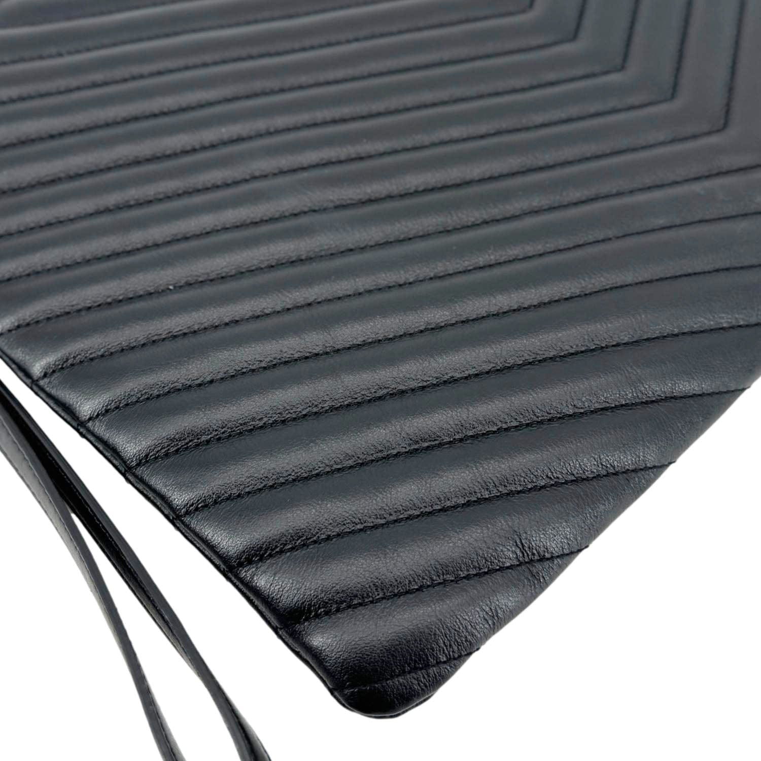 YVES SAINT LAURENT Chevron Leather Document Holder Black - Image 7