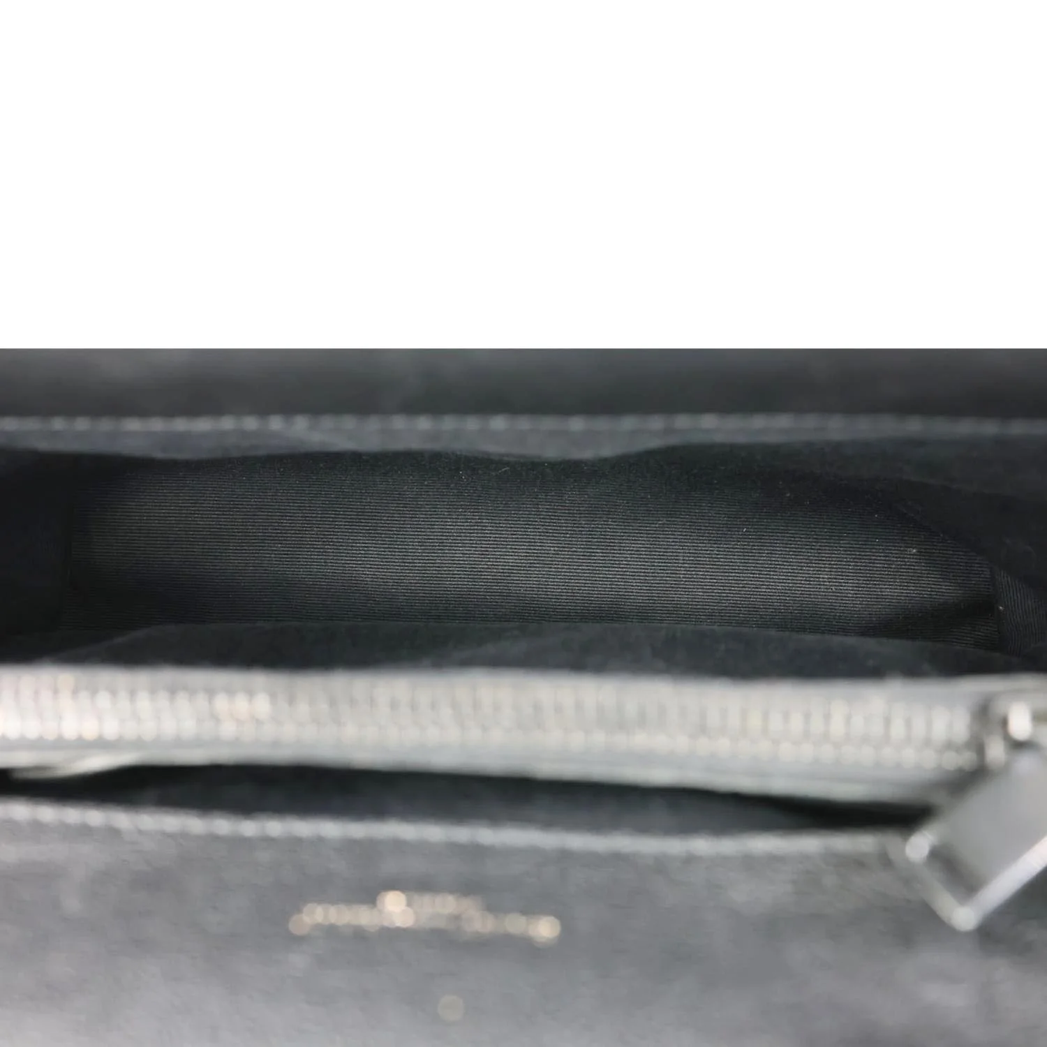YVES SAINT LAURENT College Flap Medium Classic Chevron Leather Shoulder Bag Black - Image 10