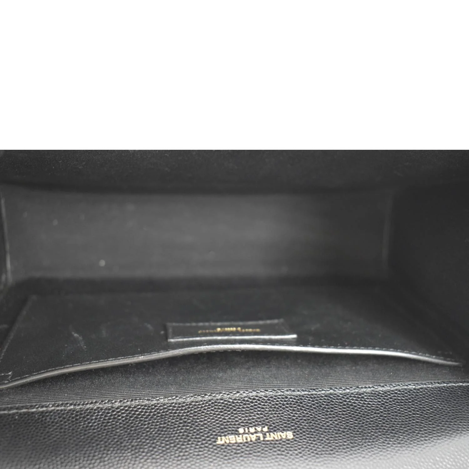 YVES SAINT LAURENT Envelope Flap Matelasse Leather Crossbody Bag Black - Image 11