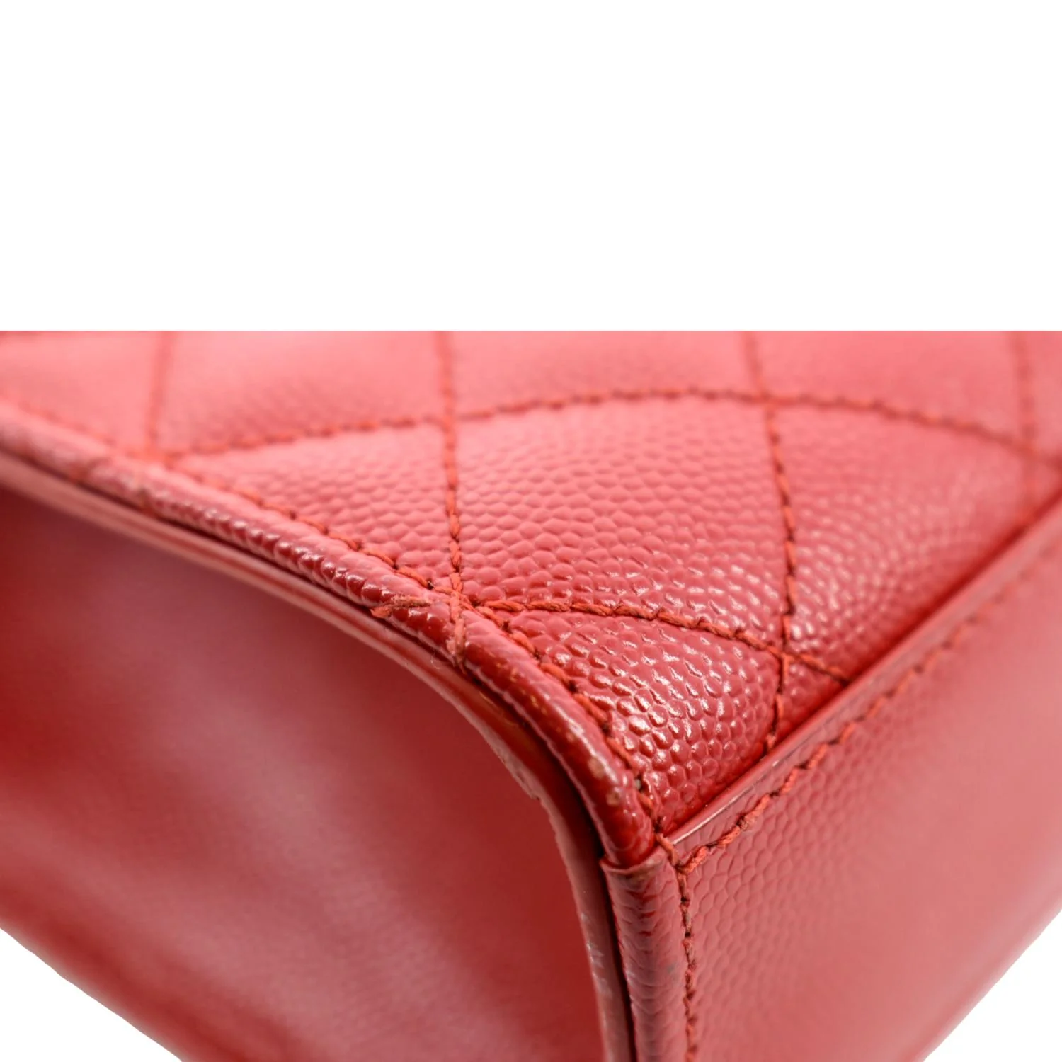 YVES SAINT LAURENT Envelope Flap Matelasse Leather Shoulder Bag Red - Image 10