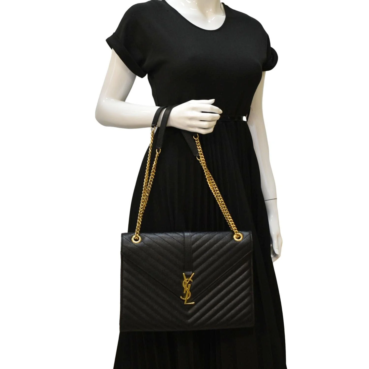 YVES SAINT LAURENT Large Envelope Flap Matelasse Leather Shoulder Bag Black - Image 2
