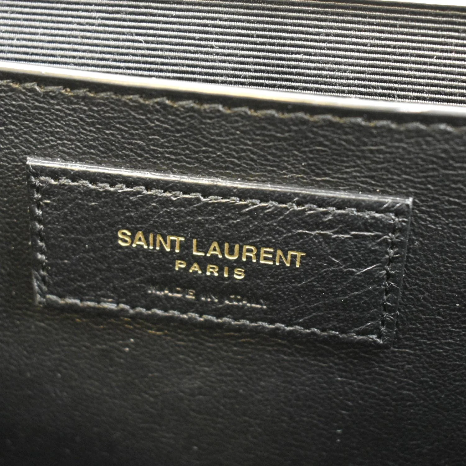 YVES SAINT LAURENT Envelope Medium Matelasse Leather Crossbody Bag White - Image 11