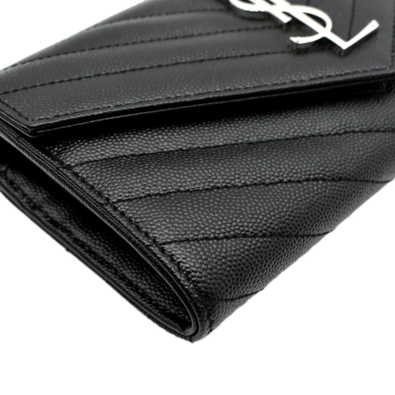 YVES SAINT LAURENT Monogram Grain De Poudre Leather Wallet Black - Image 6