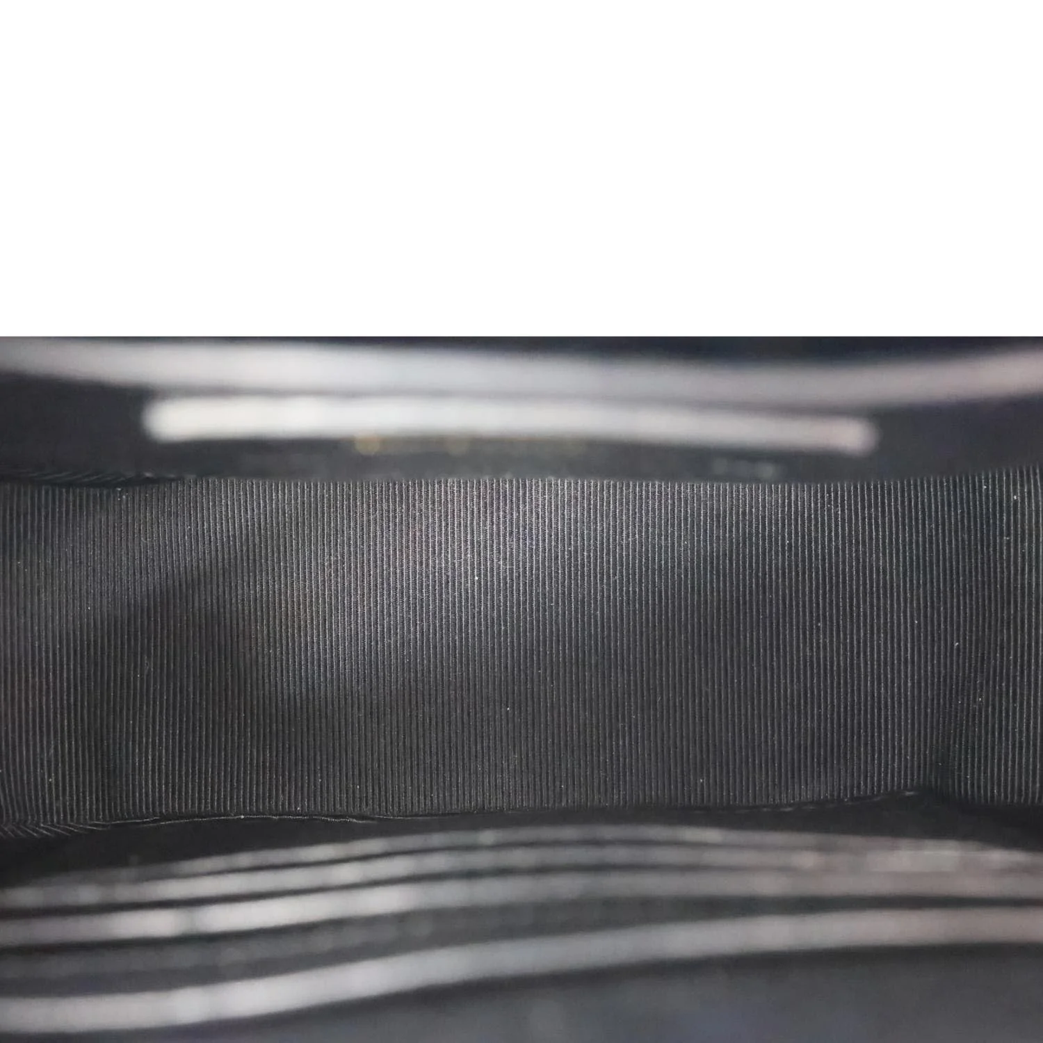 YVES SAINT LAURENT Lou Grained Leather Camera Crossbody Bag Black - Image 11