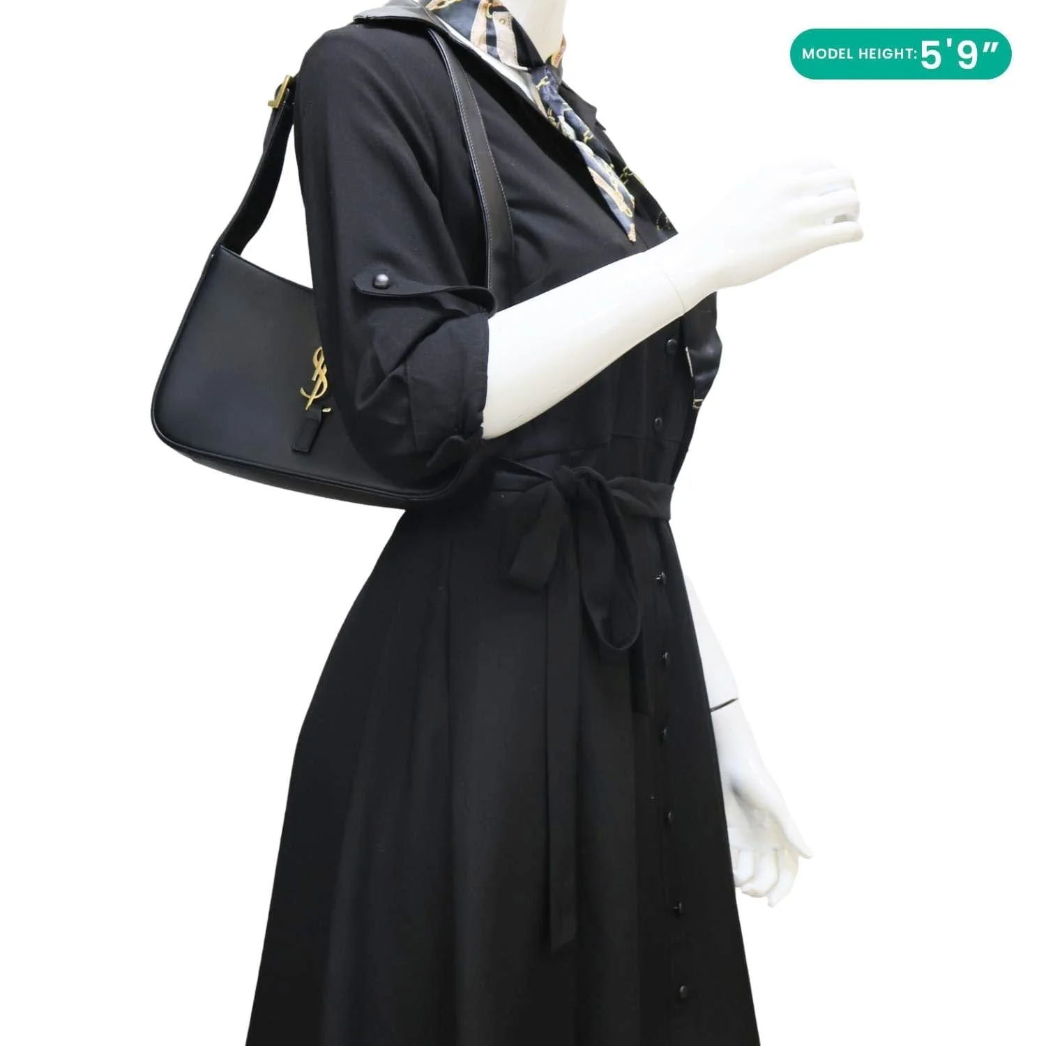 YVES SAINT LAURENT Le 5 à 7 Smooth Leather Shoulder Bag Black - Image 2