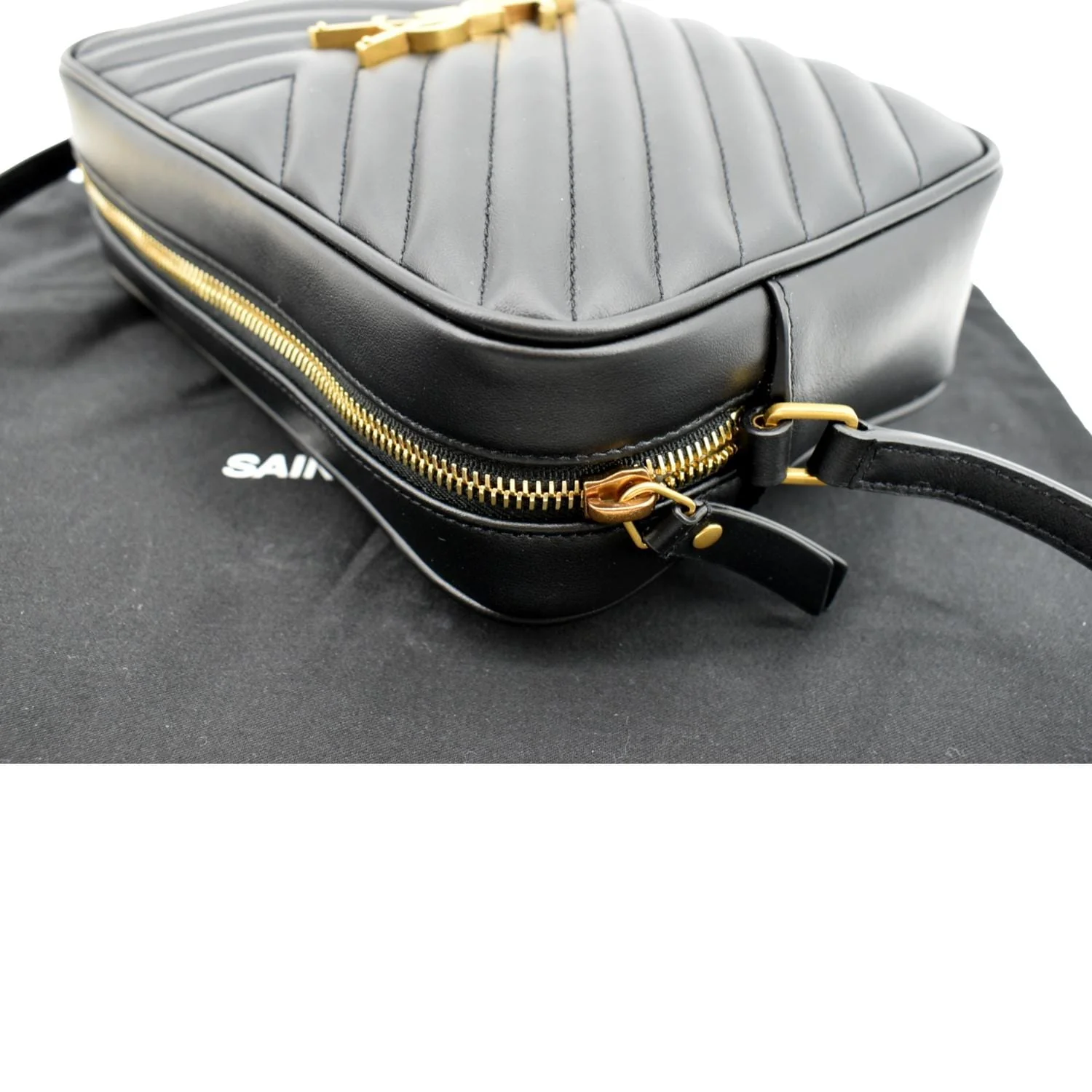 YVES SAINT LAURENT Lou Camera Chevron Leather Crossbody Bag Black - Image 5