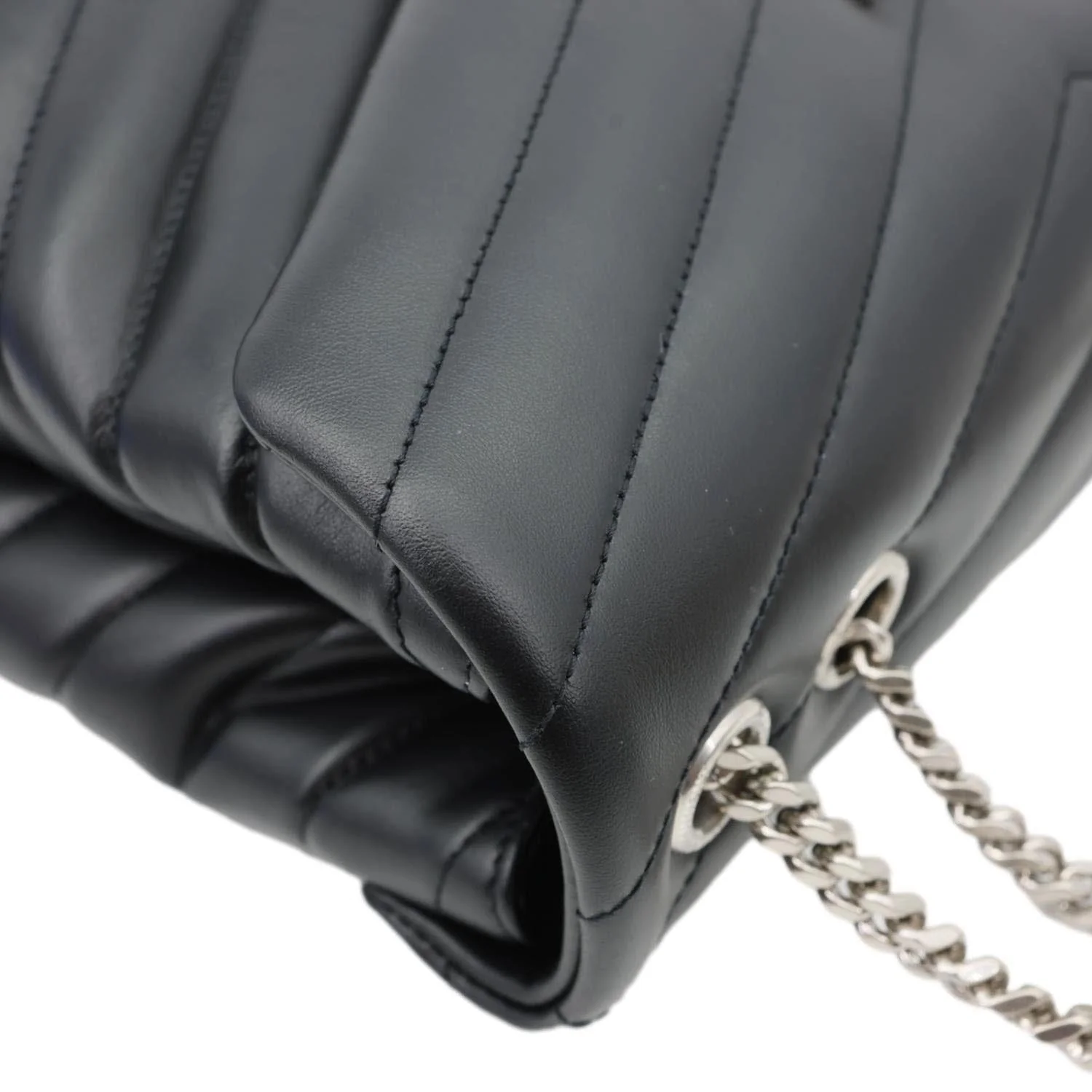 YVES SAINT LAURENT Loulou Medium Quilted Leather Crossbody Bag Black - Image 6
