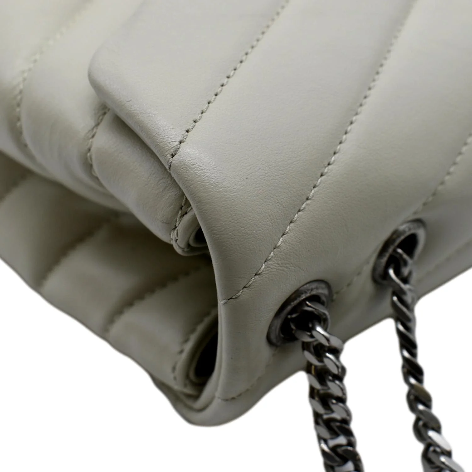 YVES SAINT LAURENT Loulou Toy Quilted Leather Crossbody Bag Ivory - Image 5