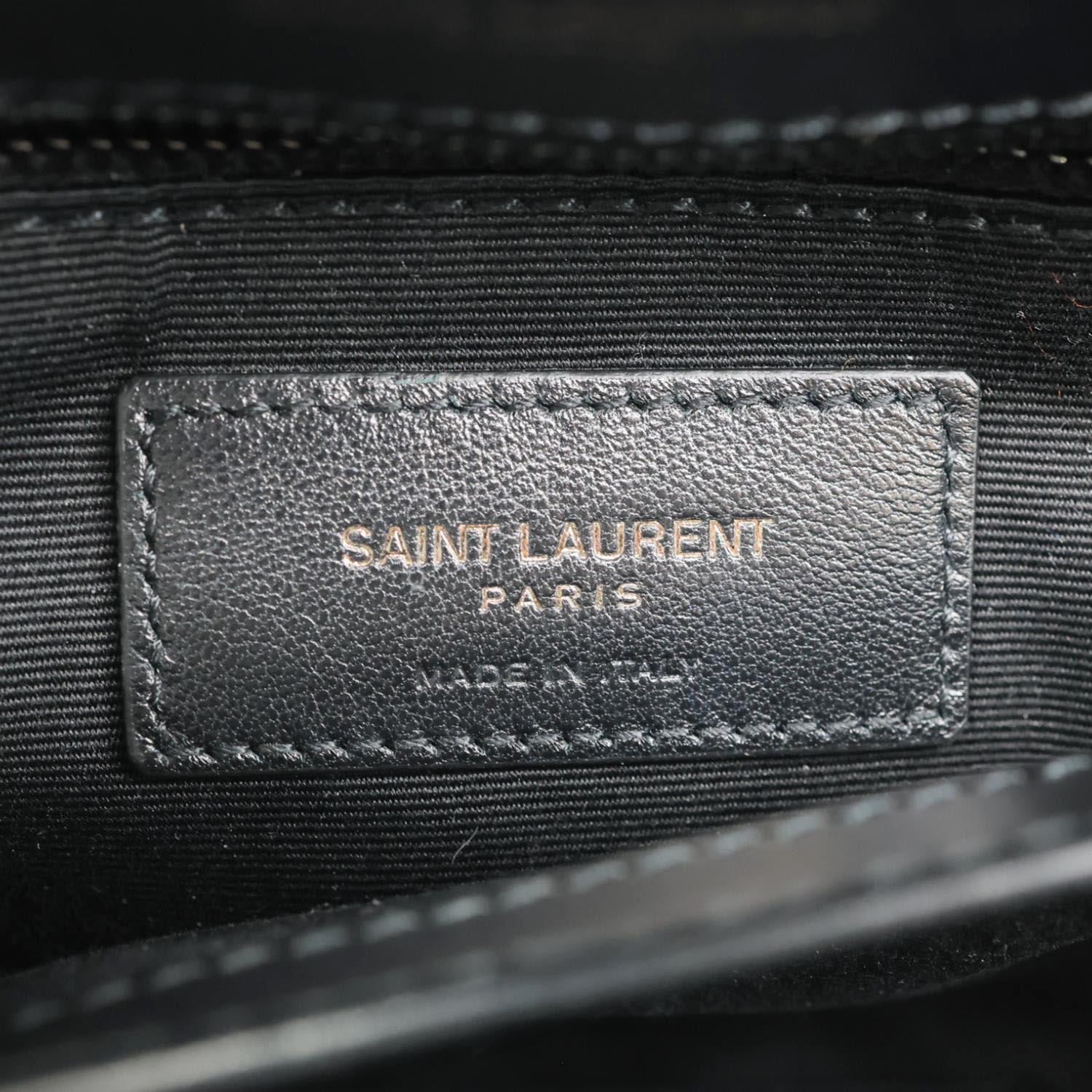 YVES SAINT LAURENT Loulou Toy Quilted Leather Crossbody Bag Black - Image 15