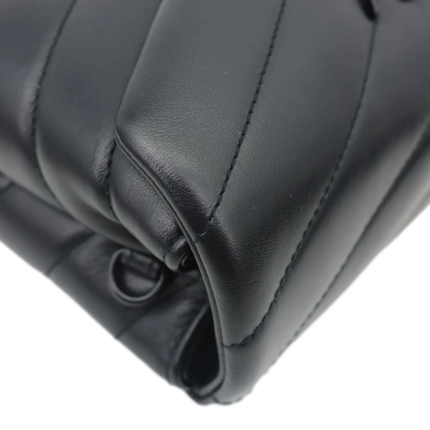 YVES SAINT LAURENT Loulou Toy Quilted Leather Crossbody Bag Black - Image 7