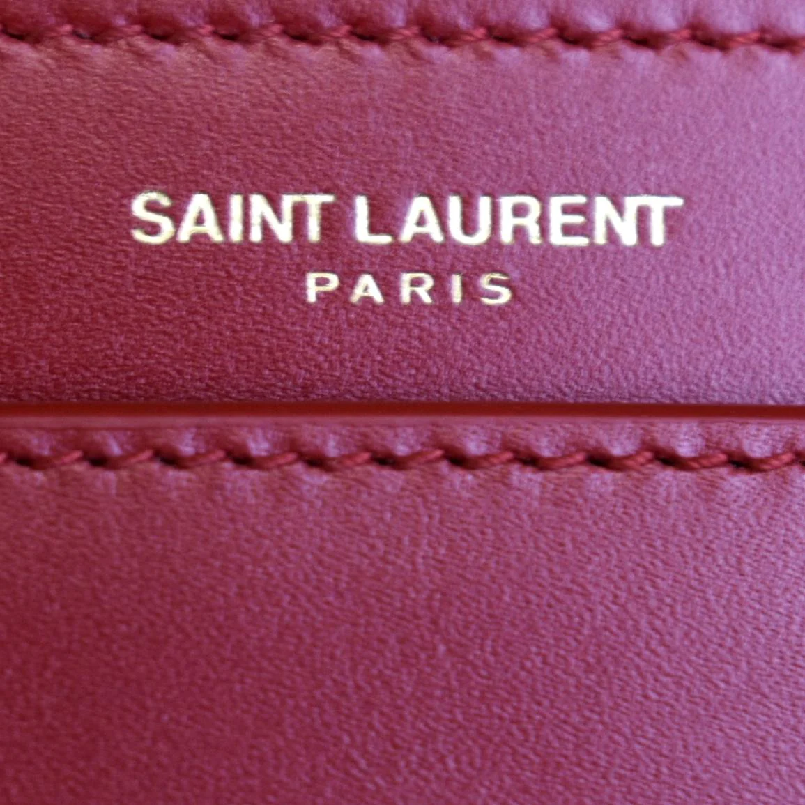 YVES SAINT LAURENT Le Maillon Smooth Leather Shoulder Bag Red - Image 15