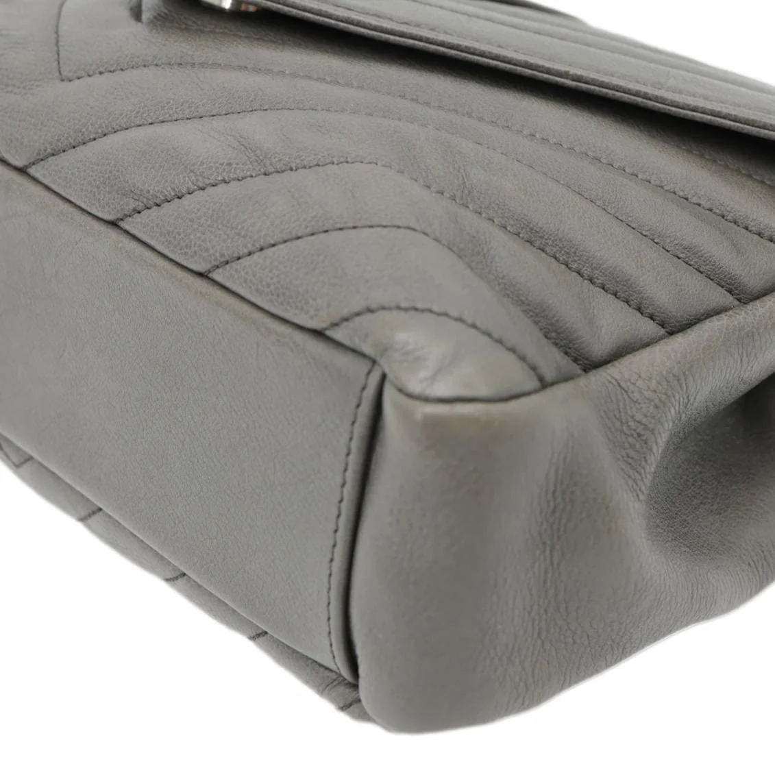 YVES SAINT LAURENT Monogram College Matelasse Chevron Leather Chain Shoulder Bag Grey - Image 8