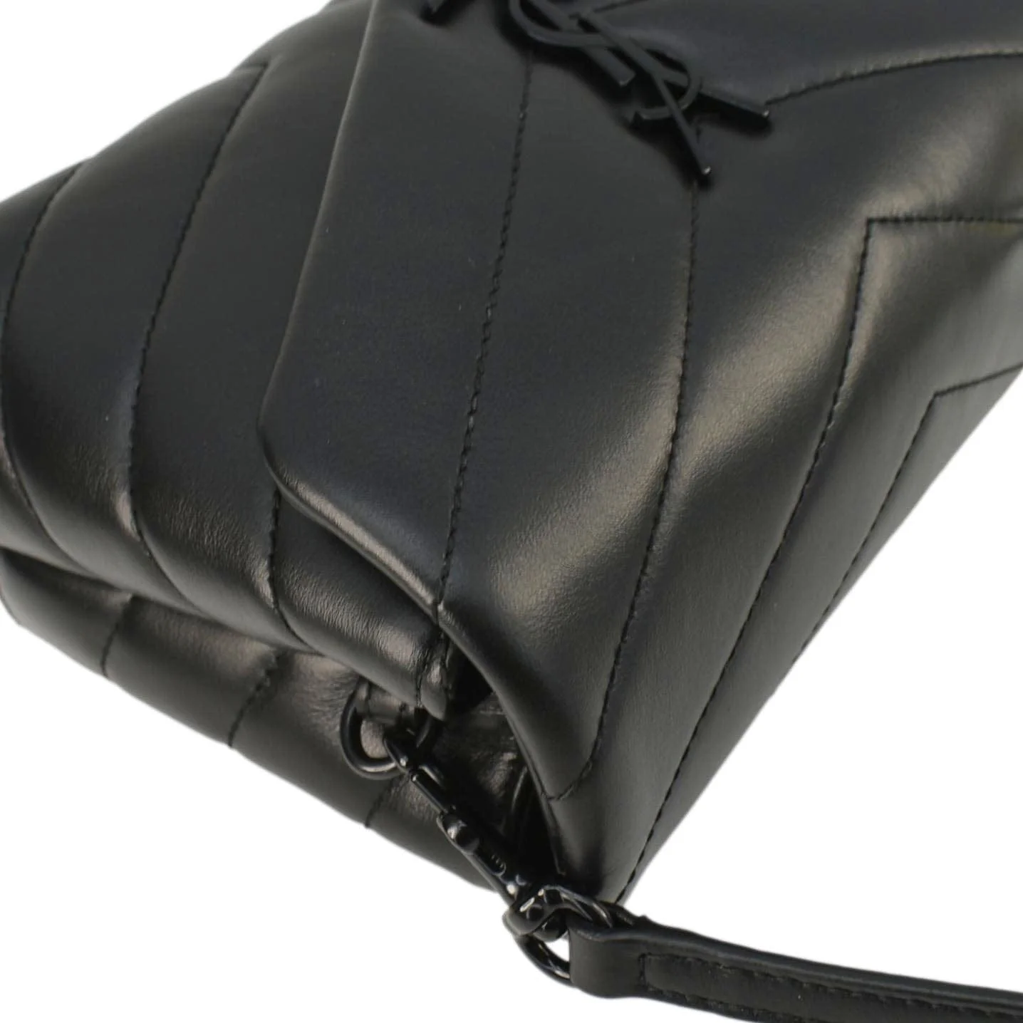 YVES SAINT LAURENT Loulou Toy Quilted Leather Crossbody Bag Black - Image 6
