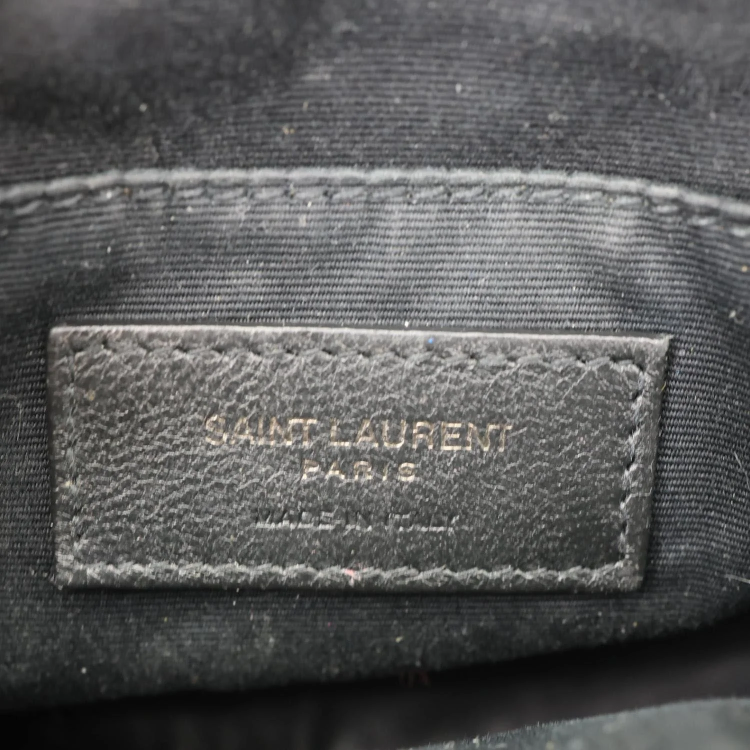 YVES SAINT LAURENT Round Chevron Leather Camera Crossbody Bag Black - Image 15