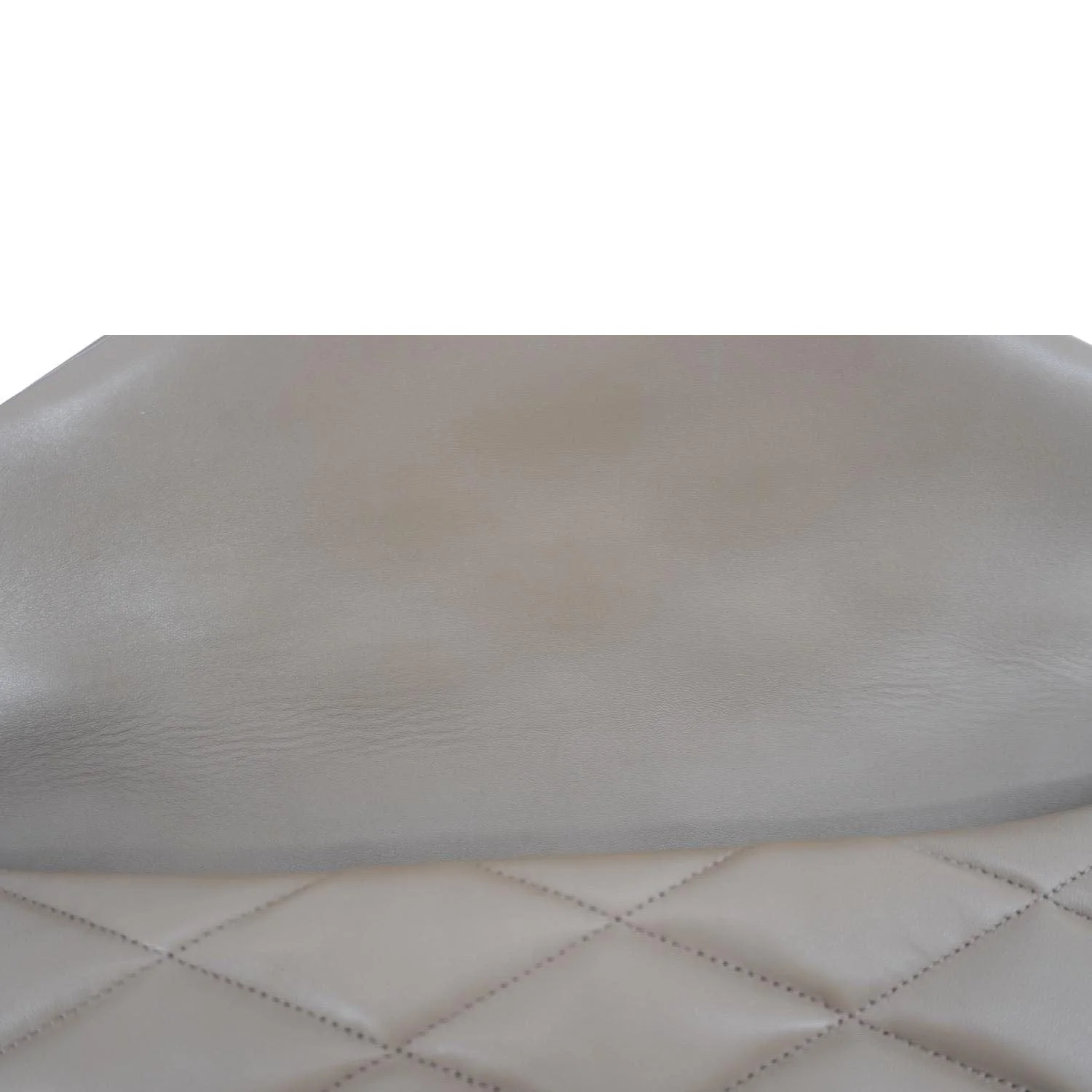 YVES SAINT LAURENT Sade Large Quilted Leather Clutch Bag Taupe - Image 14