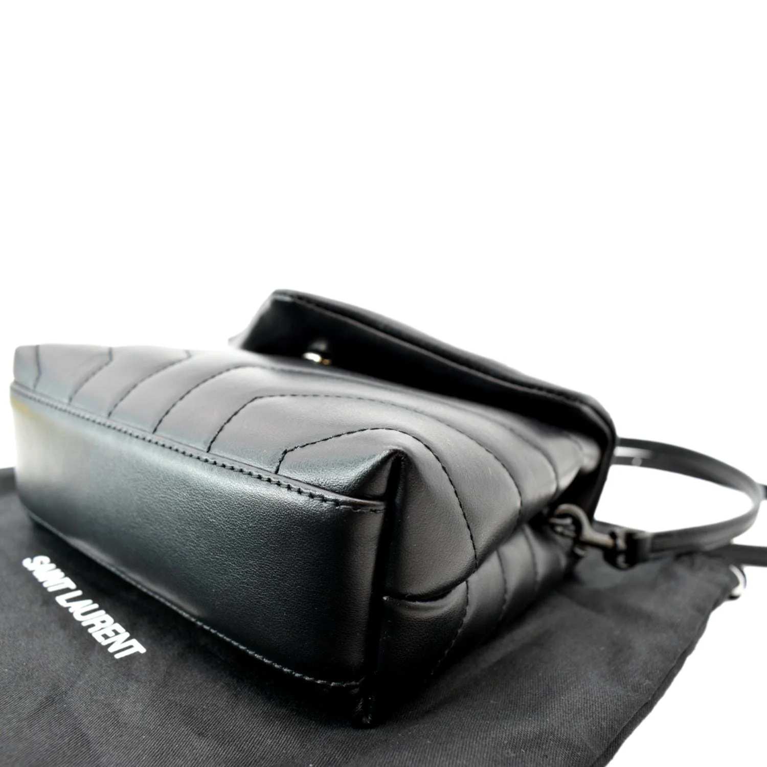 YVES SAINT LAURENT Loulou Toy Matelasse Leather Crossbody Bag Black - Image 8
