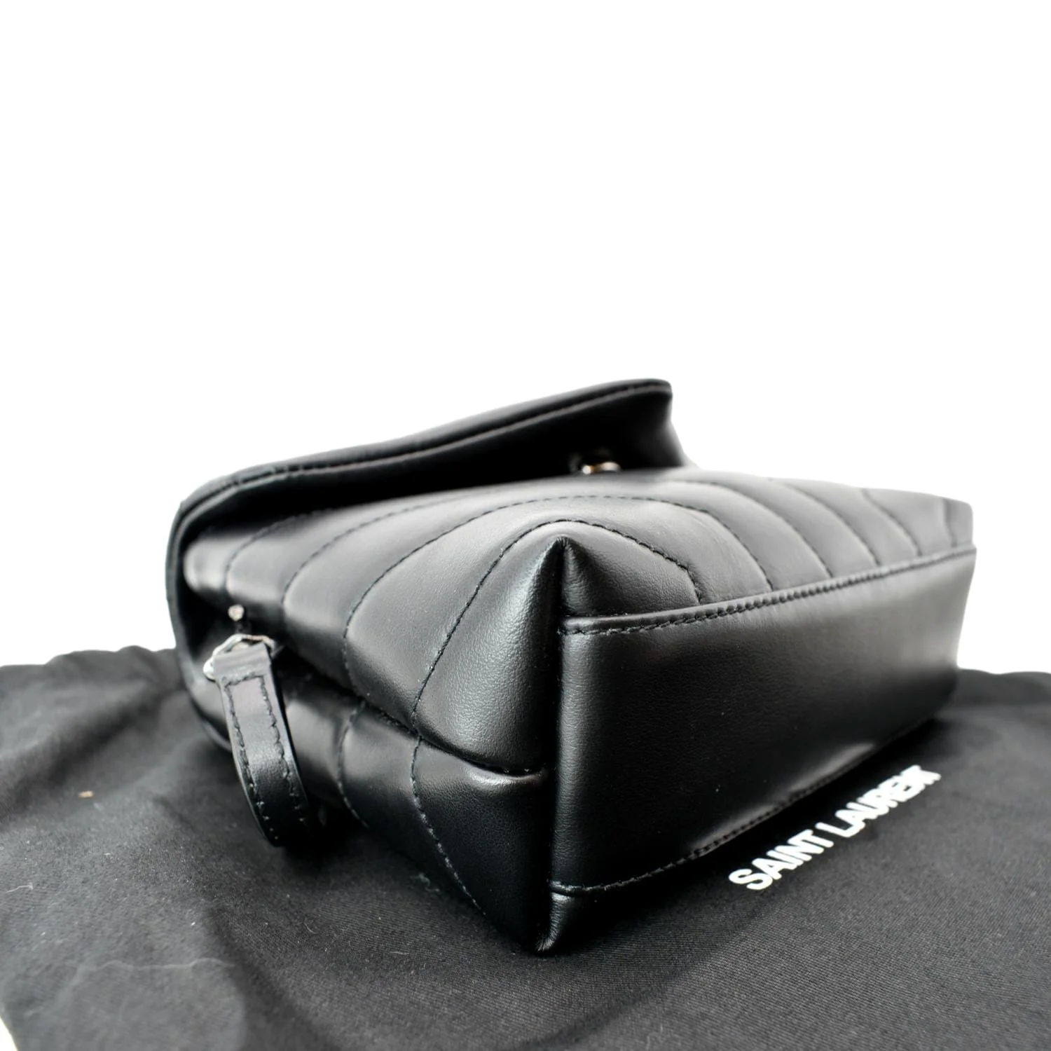 YVES SAINT LAURENT Loulou Toy Matelasse Leather Crossbody Bag Black - Image 9