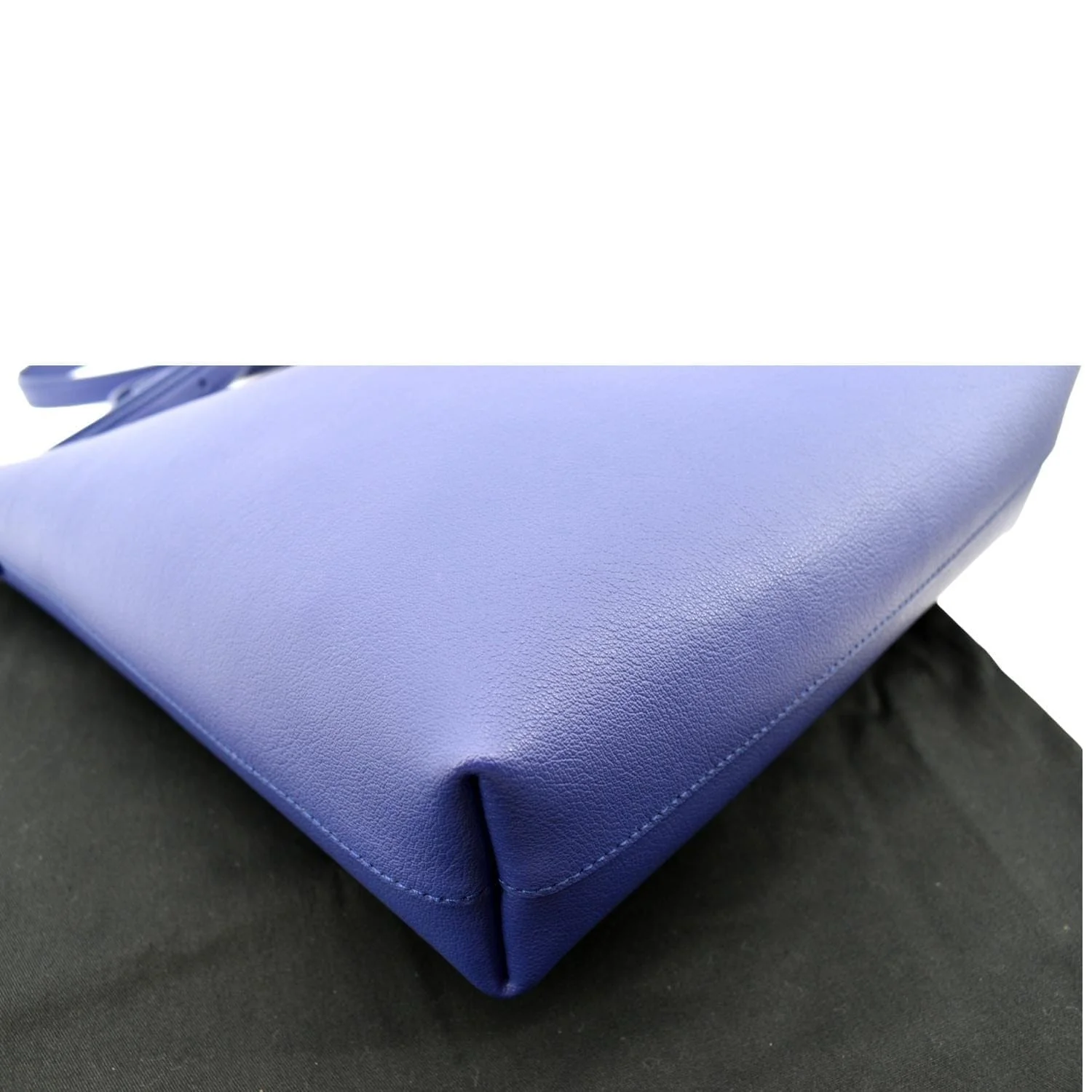 YVES SAINT LAURENT Toy Supple Leather Shopping Tote Bag Purple - Image 6