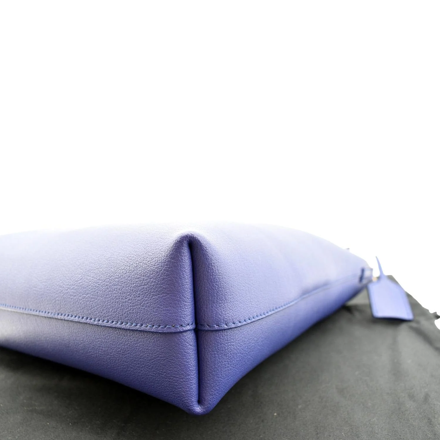 YVES SAINT LAURENT Toy Supple Leather Shopping Tote Bag Purple - Image 7