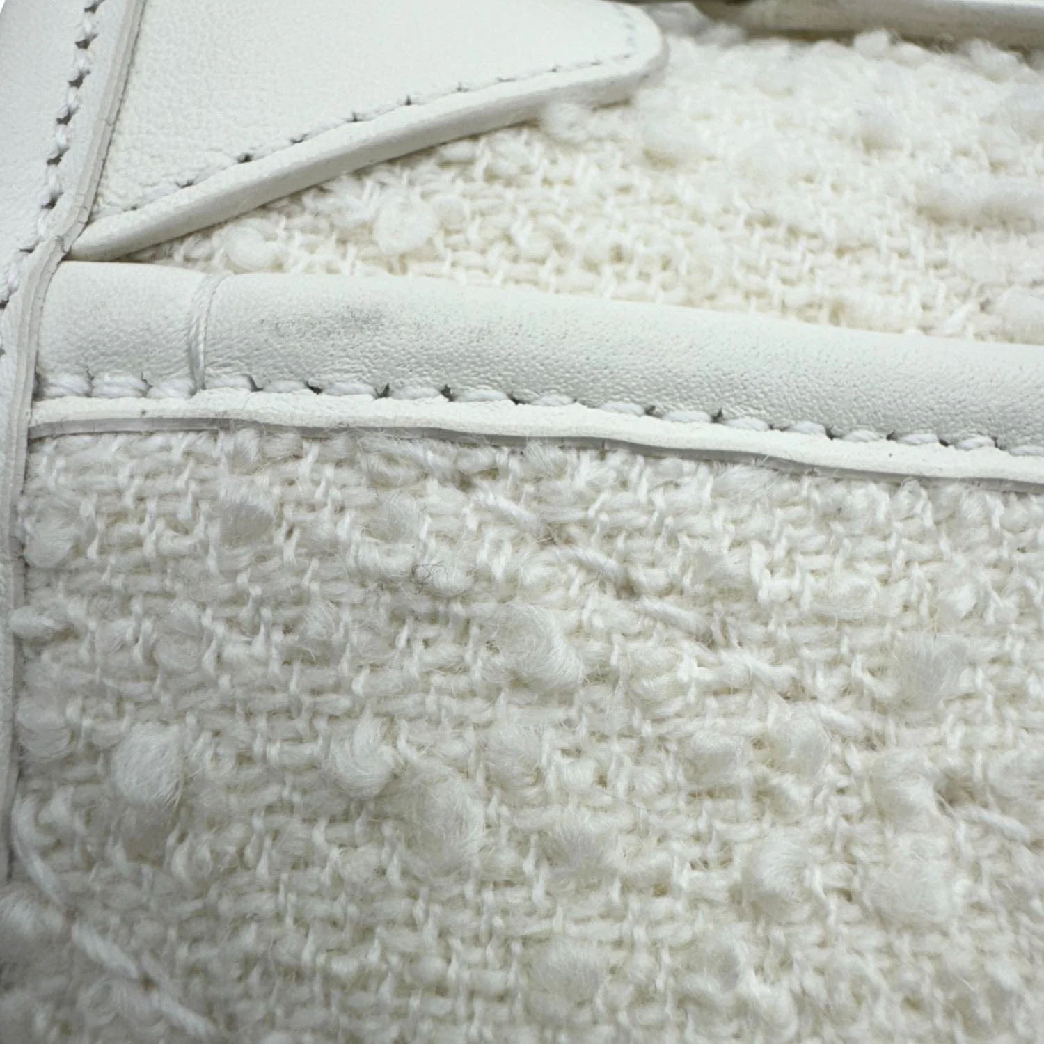 YVES SAINT LAURENT Niki Tweed Chain Crossbody Bag White - Image 13